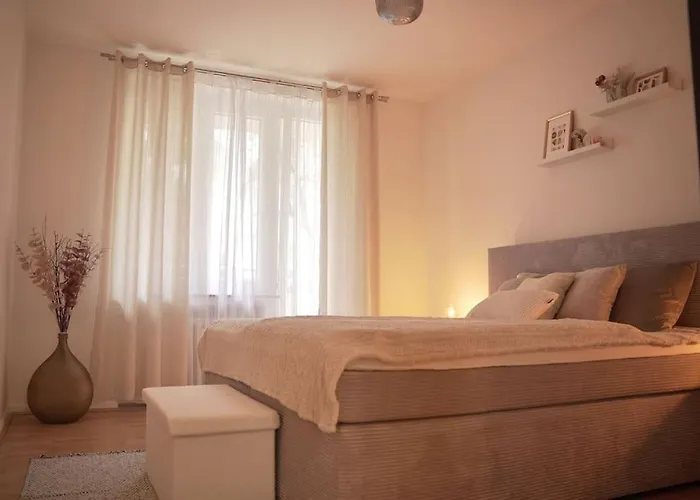 *top * Beliebte Lage* In * Düsseldorf